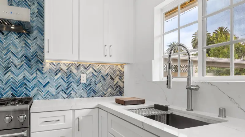 blue backsplash kitchen ideas